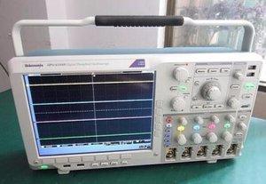 Tektronix DPO5104B 数字荧光示波器